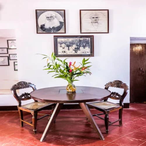 Granpa's Inn Hotel Bougainvillea, Lobby