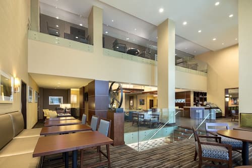 Hyatt Place Washington DC/US Capitol, Interior entrance