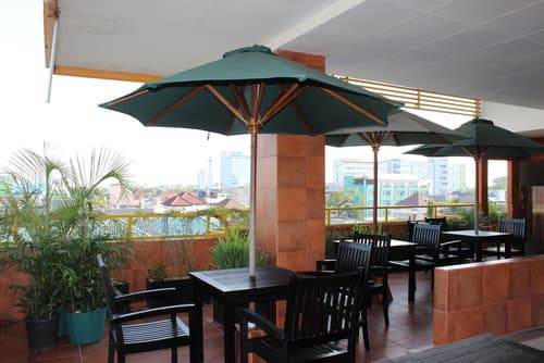 Best Western Plus Makassar Beach, Restaurant