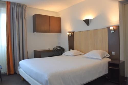Adonis Arc Hôtel Aix, Room