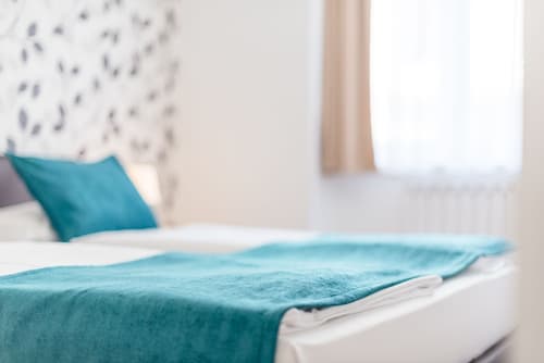 Prince Apartments, Room