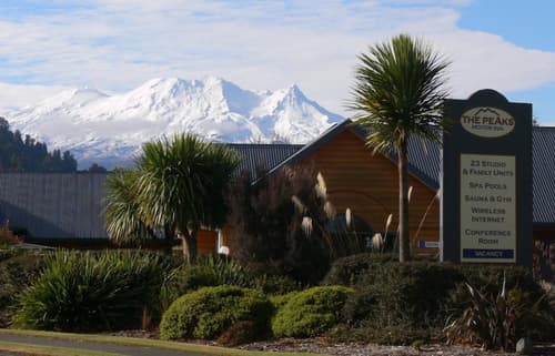 The Peaks Motor Inn, Primary image