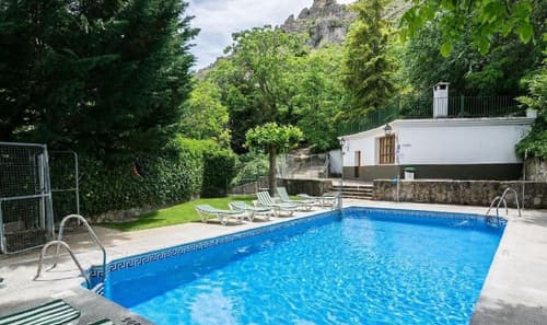 Villa Turística de Cazorla, Pool