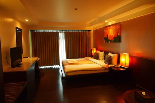 Baan Suwantawe, Room