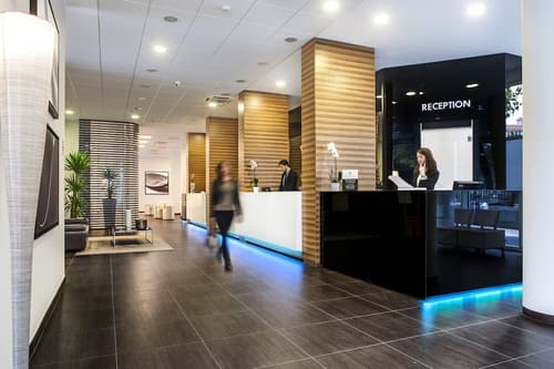 Hotel Degli Arcimboldi, Reception