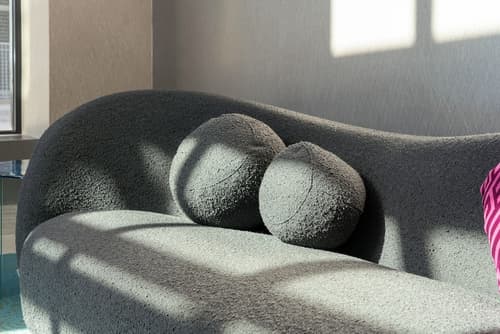 Hotel Blu Vancouver, Lobby sitting area