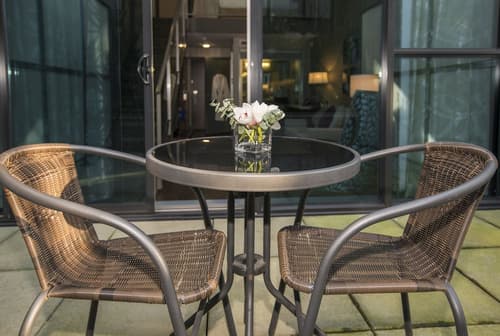 Hotel Blu Vancouver, Terrace/patio