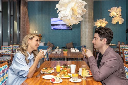 Hotel Blu Vancouver, Restaurant