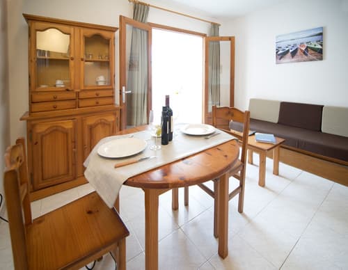 Apartamentos Mar Blanca, In-room dining