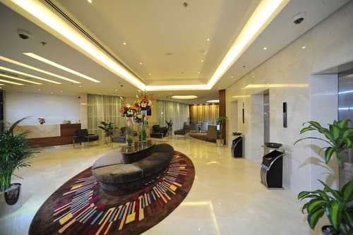 Ramada by Wyndham Abu Dhabi Corniche, Interior entrance