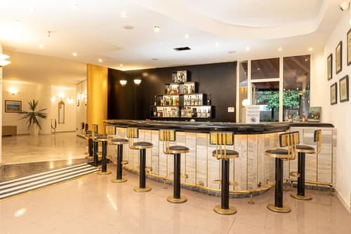 Santa Marina Unique Hotel, Bar (on property)