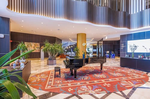 Silk Road by Minyoun, Lobby