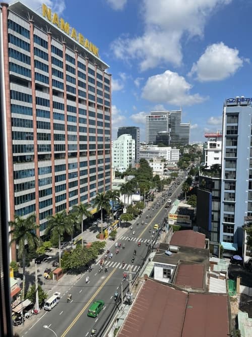 Acnos Grand Hotel, Street view
