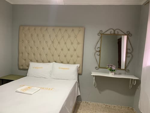 Glamour Hotel, Room