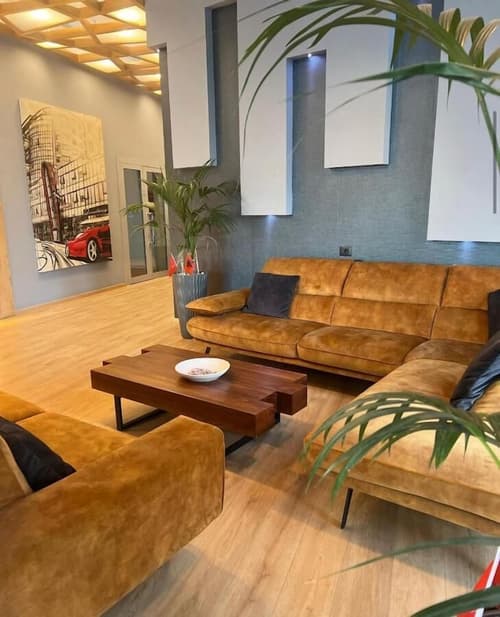 Granda Hotel, Lobby sitting area