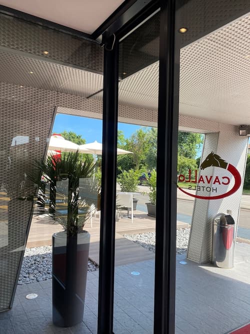 CAVALLO Hotel Noventa di Piave, Interior entrance