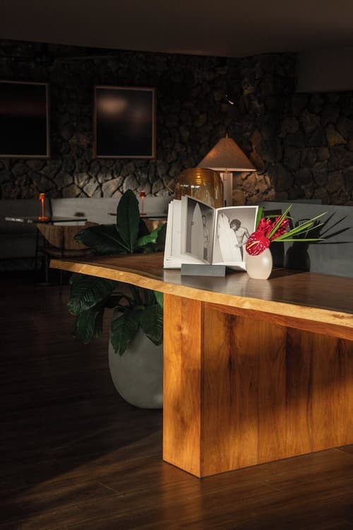 PACIFIC 19 Kona, Lobby