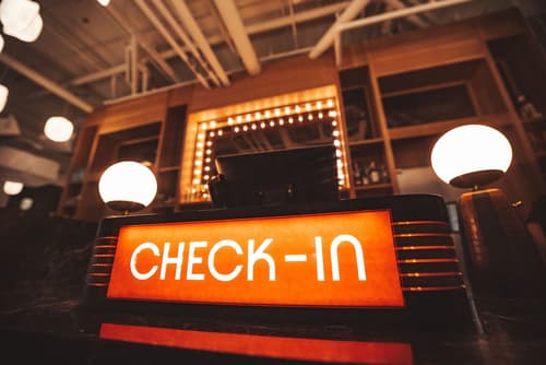 Waymore's Guest House & Casual Club, Reception