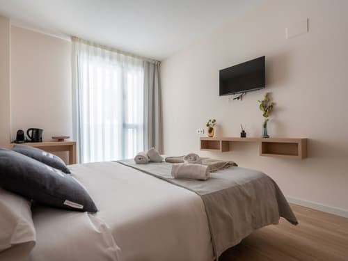 Limehome Barcelona Carrer de Besalú 82, Room