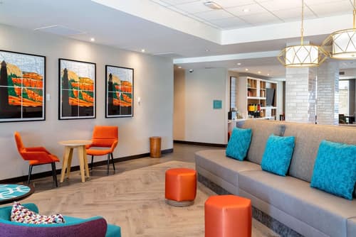 Home2 Suites Lake Havasu City, Az, Lobby