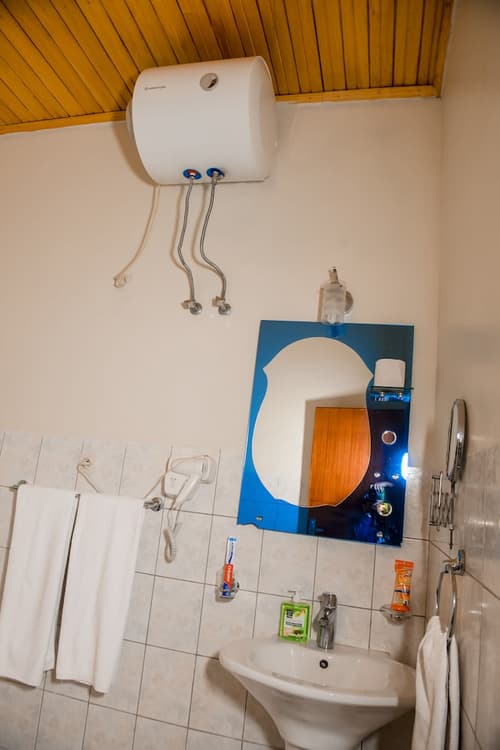 One Click Hotel, Room