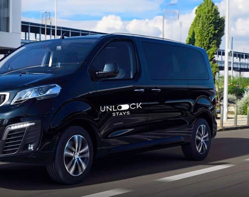 Unlock J One, Concierge desk