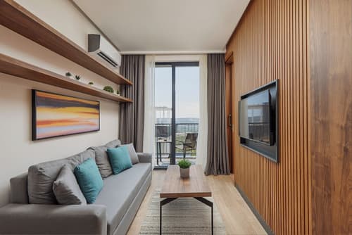 Bayview Hills Luxury Residences, Room