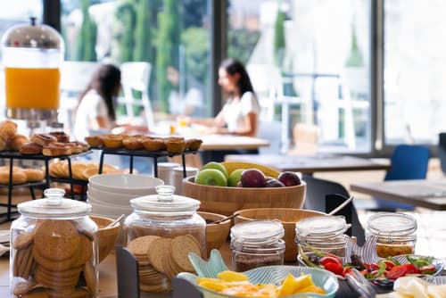 room Select Porto, Breakfast area