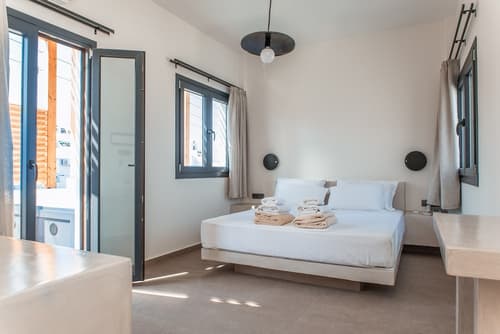 North Wind Luxury Suites, Room