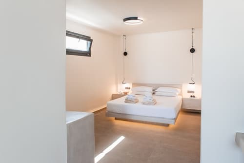 North Wind Luxury Suites, Room