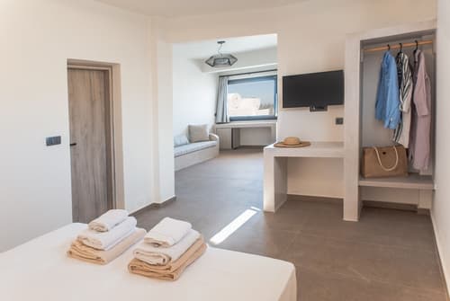 North Wind Luxury Suites, Room