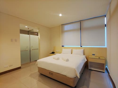 Kaizen Suites, Room