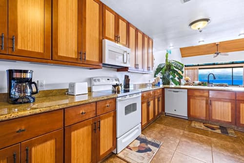 Sands of Kahana SOK-292 by KBM, Private kitchen