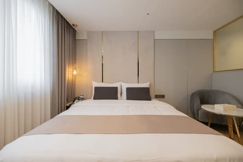 DongRae Denbasta Hotel, Room