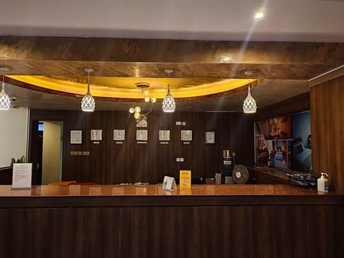 Koki Hotel, Concierge desk