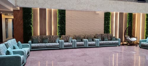 Koki Hotel, Lobby sitting area