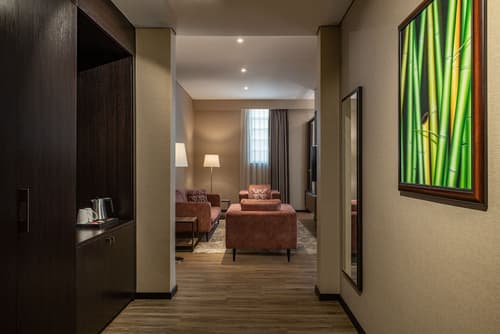 Four Points by Sheraton Production City, Dubai, Room