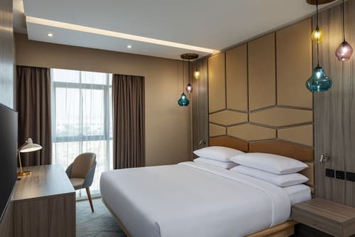 Four Points by Sheraton Production City, Dubai, Room