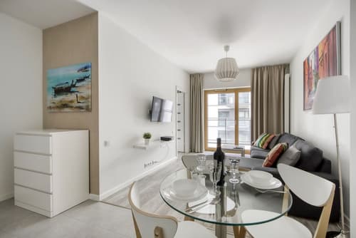 Warsaw Night Apartments MennicaResidence, Room