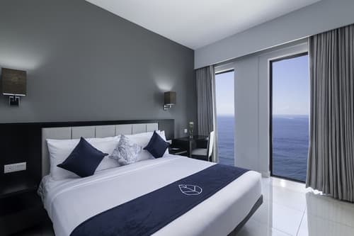 MaRadha Colombo, Room