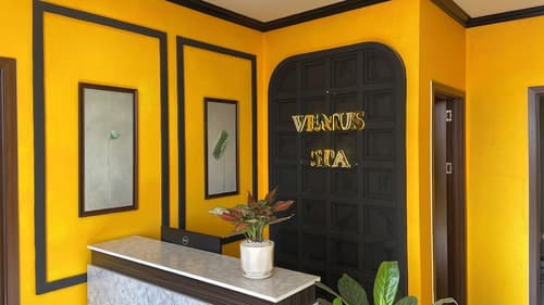 La Vela Hue Hotel, Spa reception