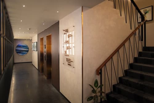 The Gravitique Hotel Khaosan, Lobby