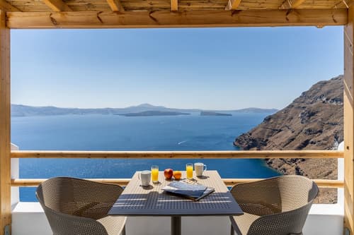 Evanthia Best View, Primary image