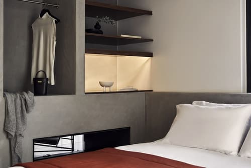 The Newel Metaxourgeio, Room