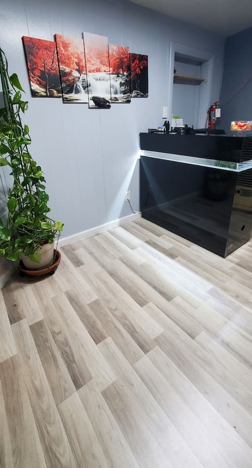 Travelers Inn, Reception