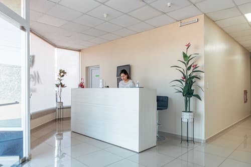 Mensú Grand Hotel, Reception