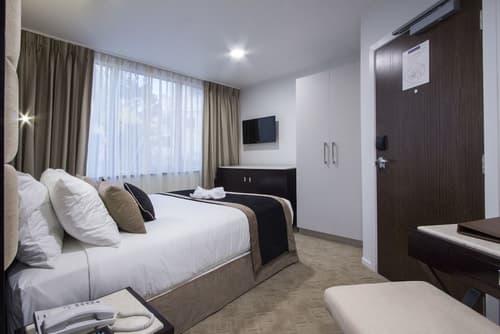 VR Queen Street - Hotel & Suites, Room