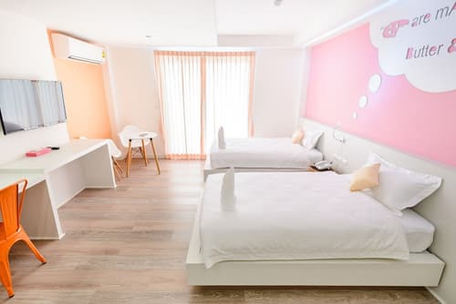 The Tint at Phuket town, Room