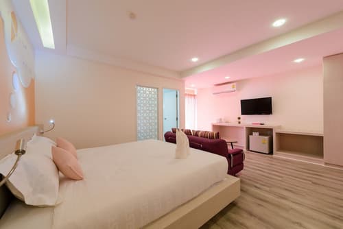 The Tint at Phuket town, Room