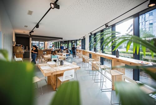 THE FLAG Zürich, Lobby